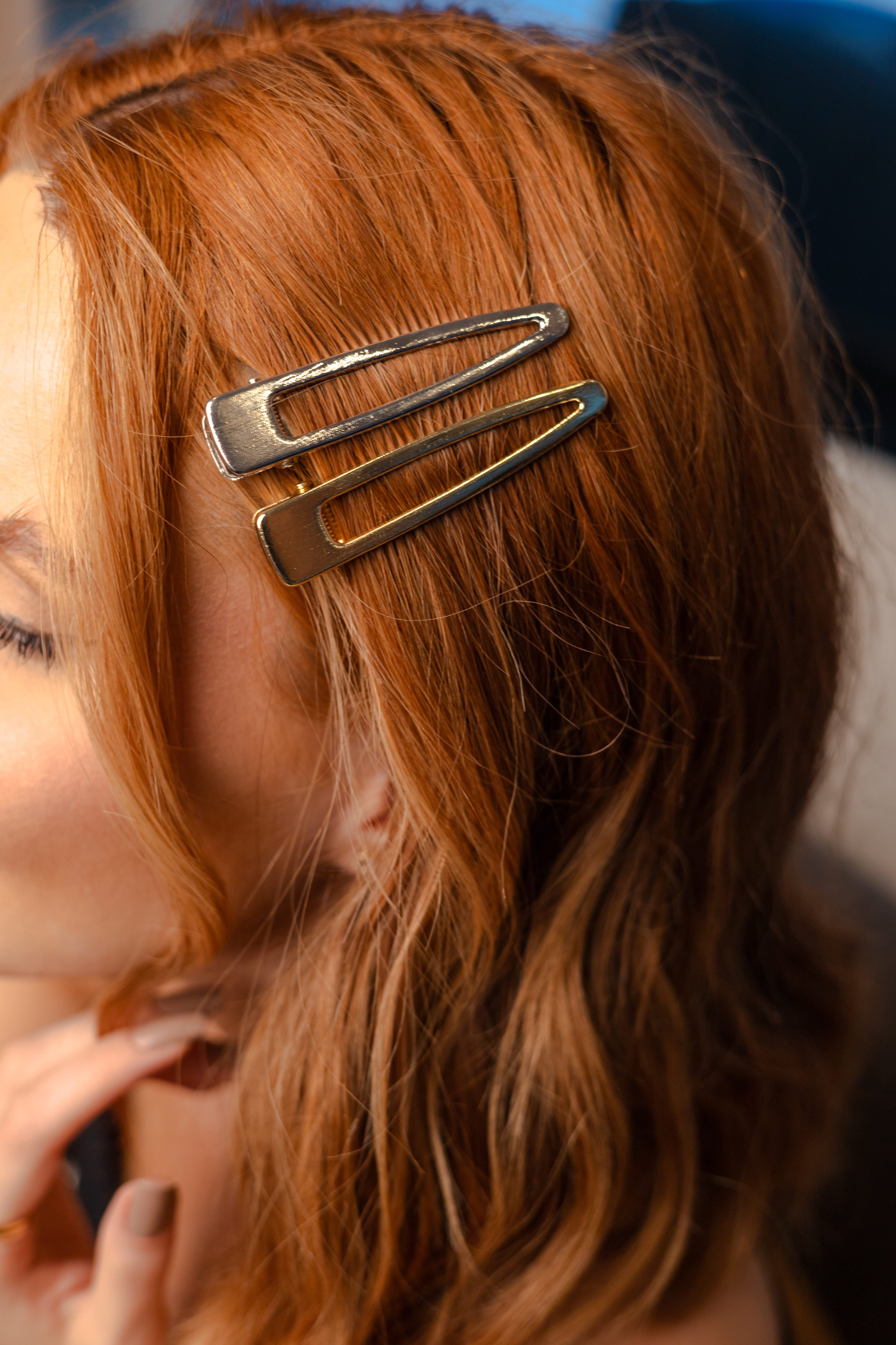 Par De Presilhas De Cabelo Prata E Dourado