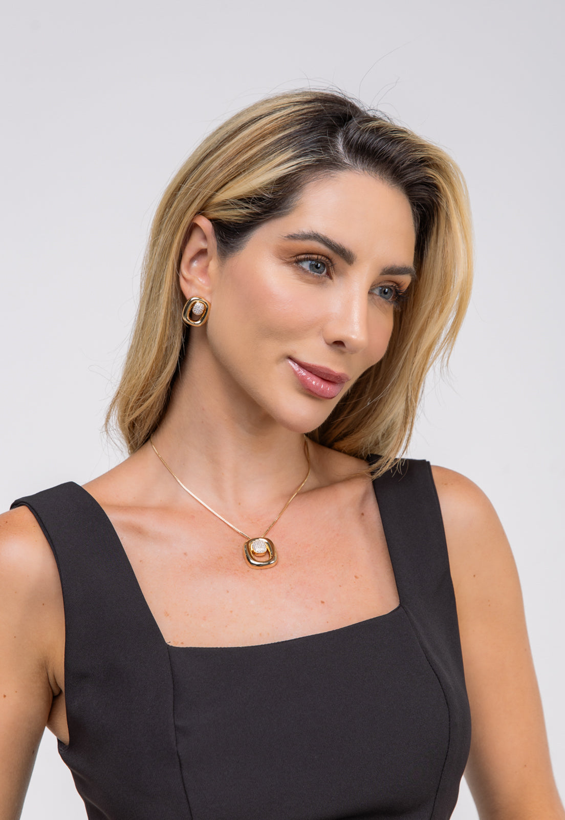 Conjunto Semijoia Colar E Brinco Retangular Com Micro Zircônias Banho 18K