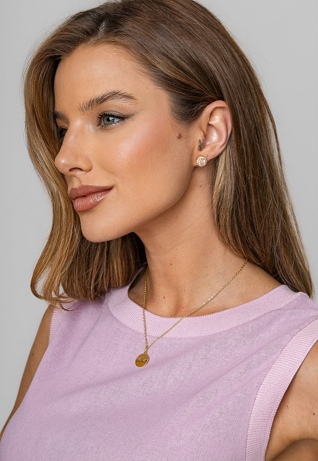 Brinco Semijoia  Morganita Grande com Micro Zircônias  Banhados a ouro 18k