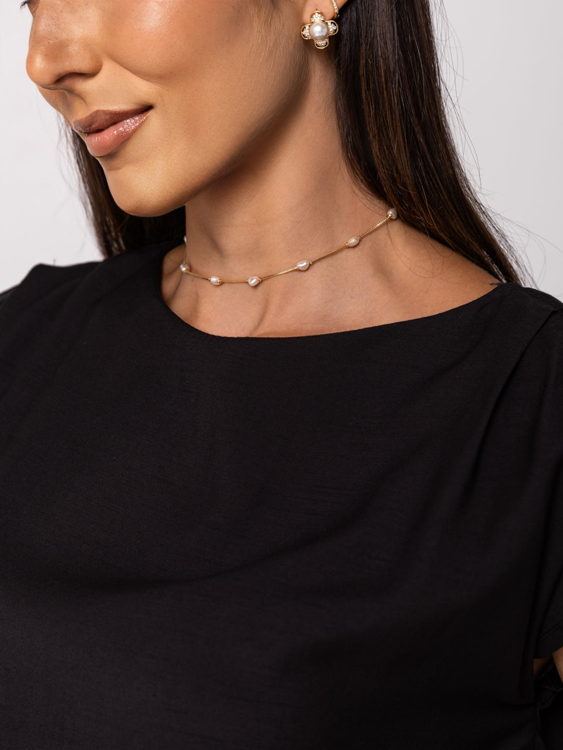 Colar Semijoia Com Pérolas Em Formato De Coração Banhado a Ouro 18k